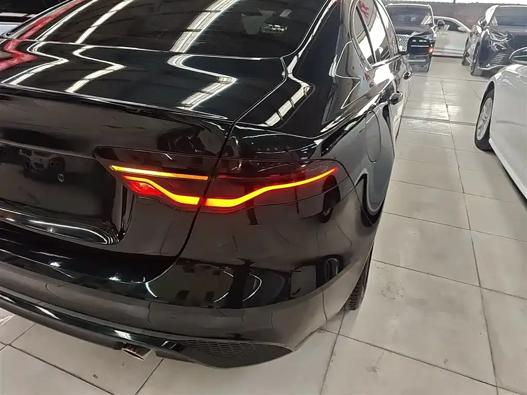 Jaguar XEL 2023 из CN, фото 6