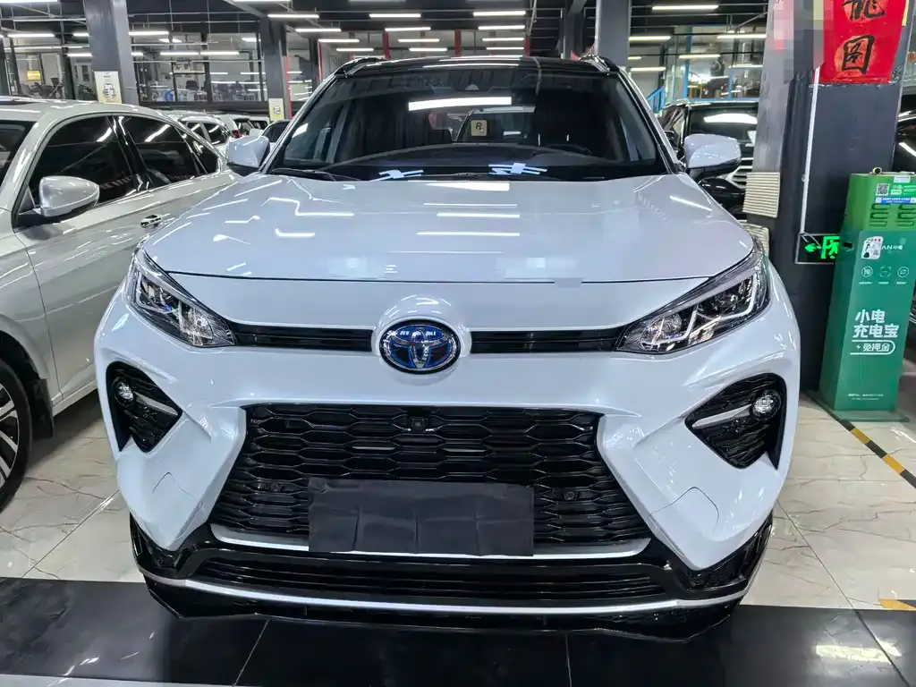 Toyota Wildlander 2023 из CN, фото 8