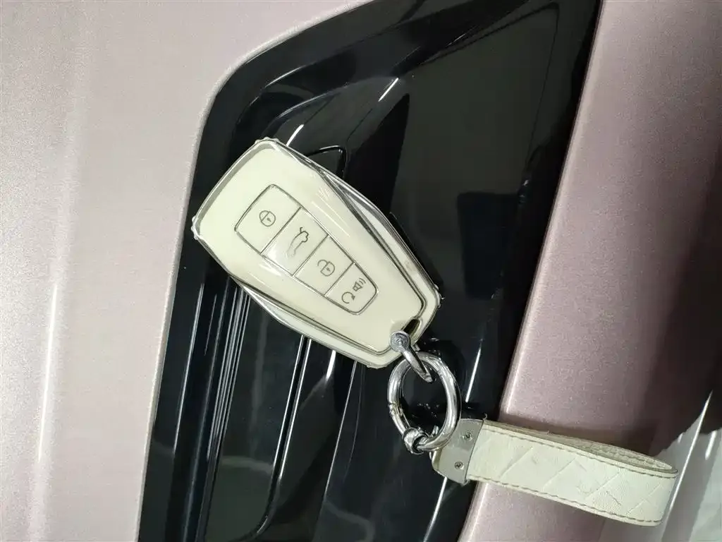 Geely Icon 2023 из CN, фото 7