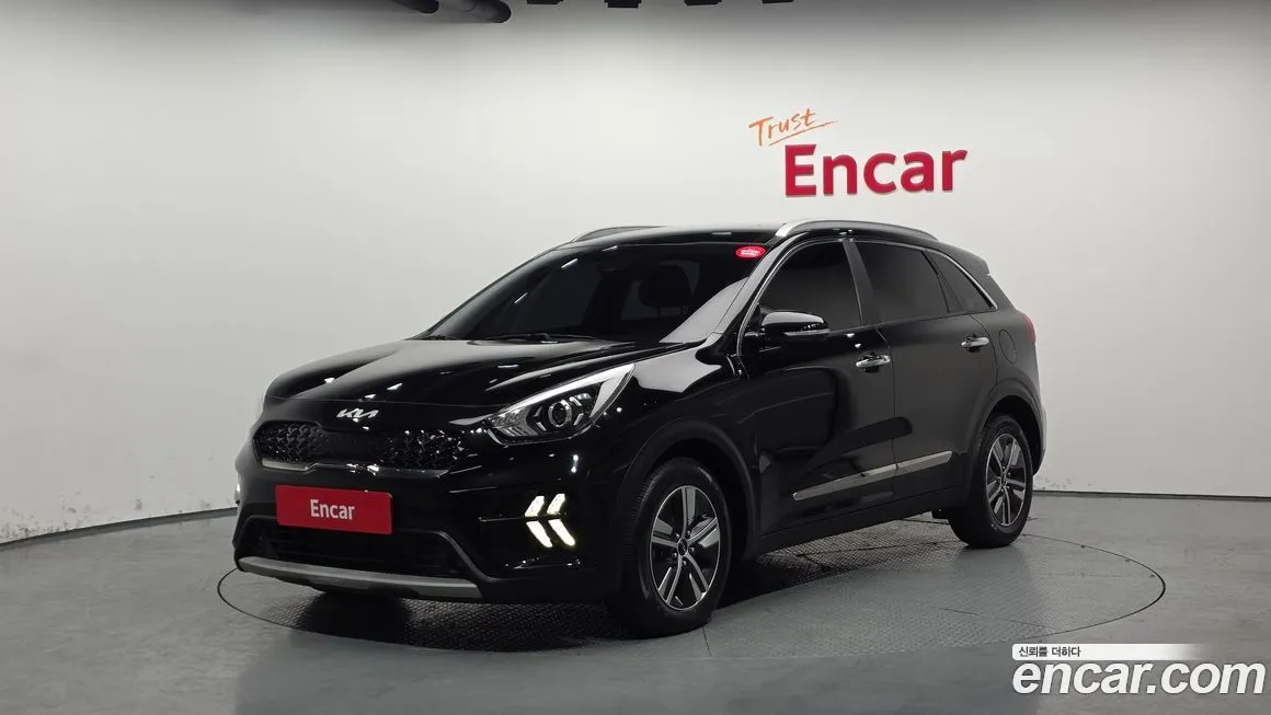 Kia Niro — фото 1