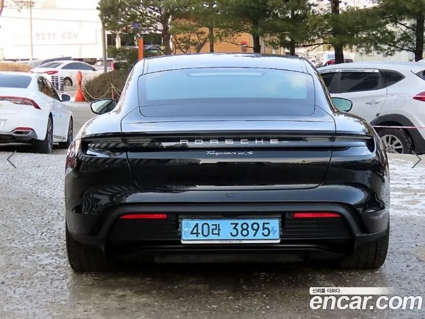 Porsche Taycan 2021 из KR, фото 7