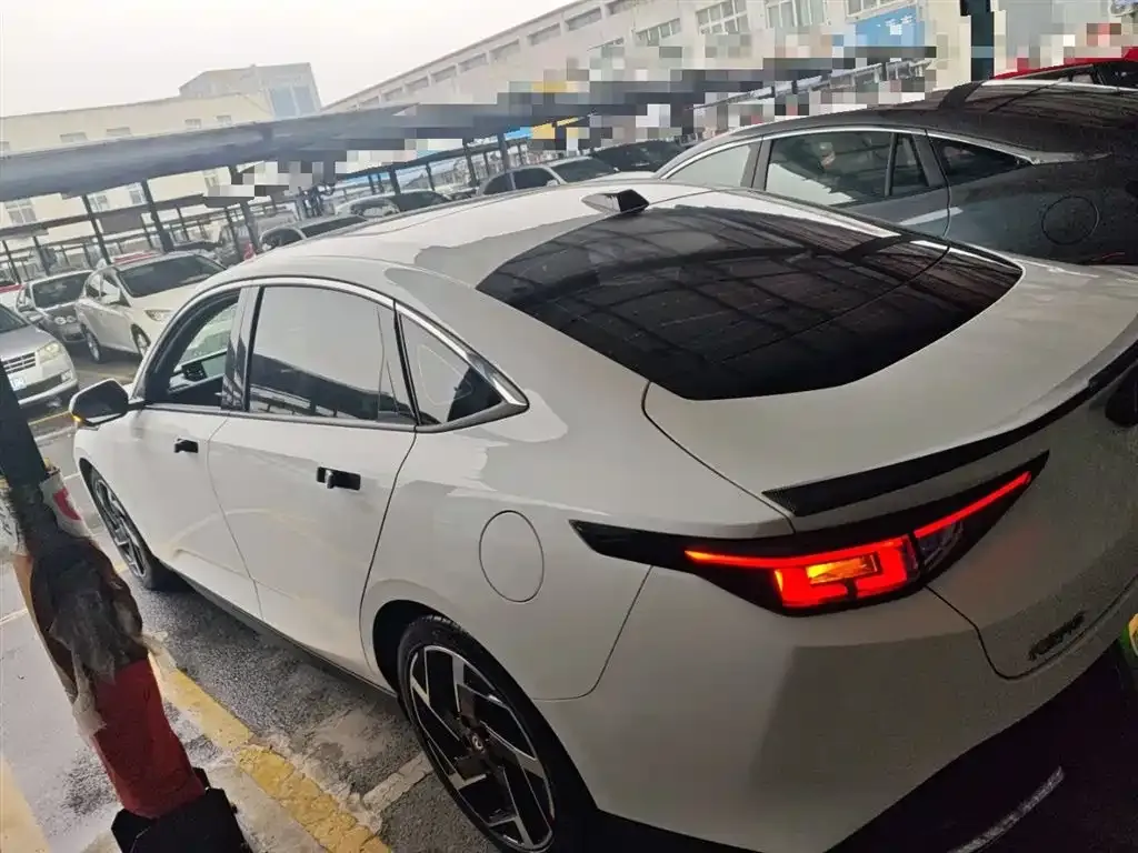 Changan Yida 2023 из CN, фото 8