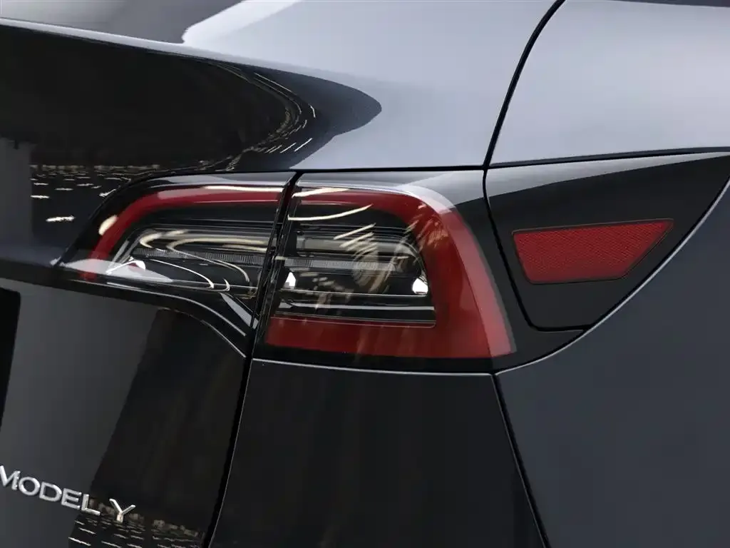 Tesla Model Y 2024 из CN, фото 8