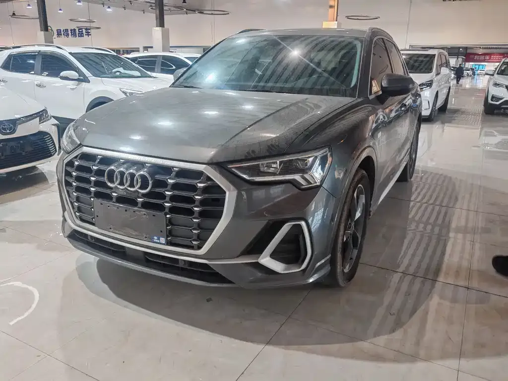 Audi Q3 2022 из CN, фото 1