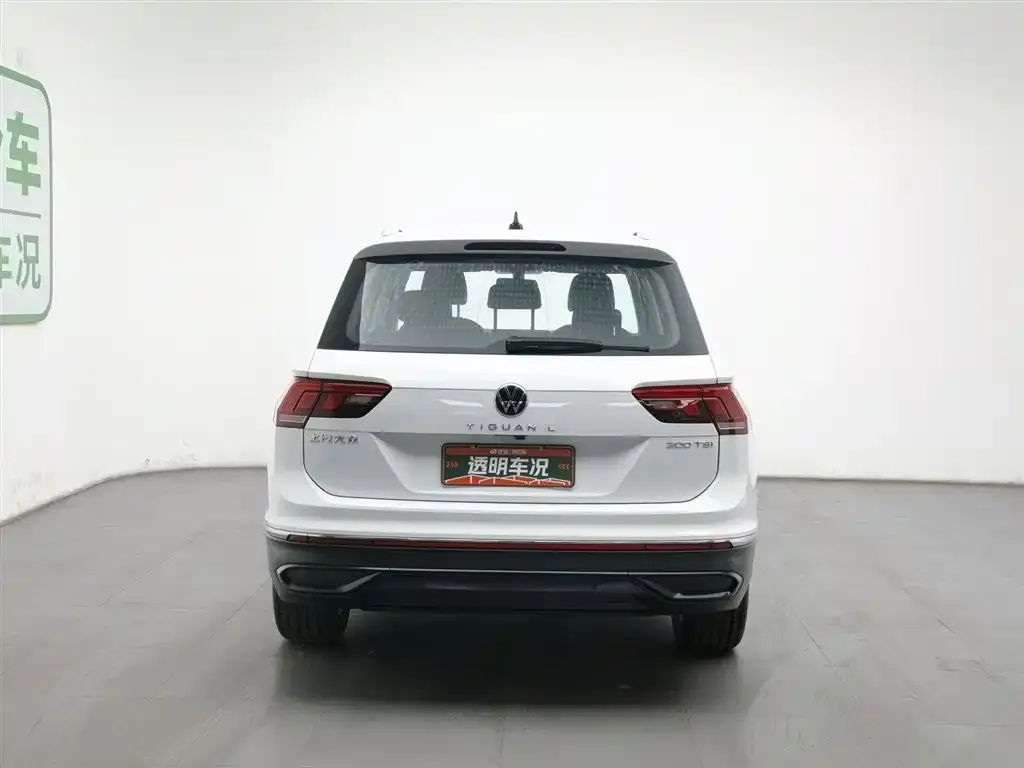 Volkswagen Tiguan L — фото 3