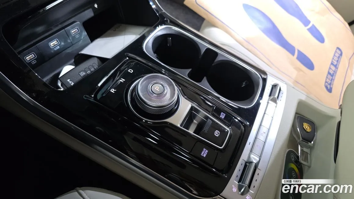 Kia Carnival 2023 из KR, фото 10