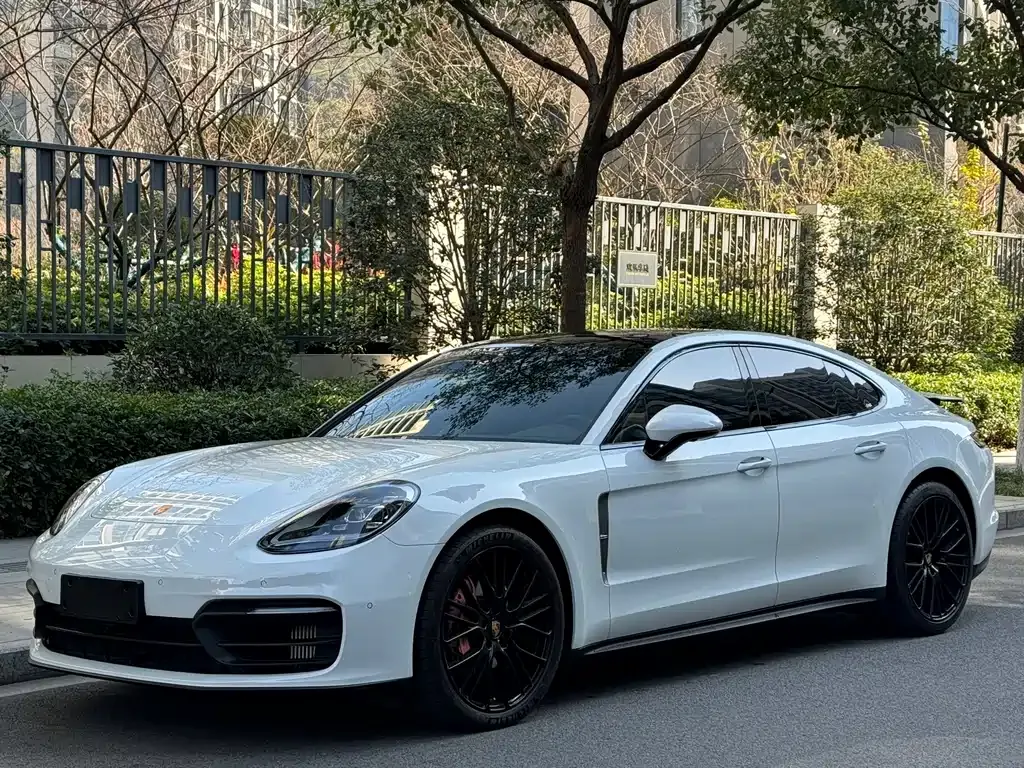 Porsche Panamera 2023 из CN, фото 1