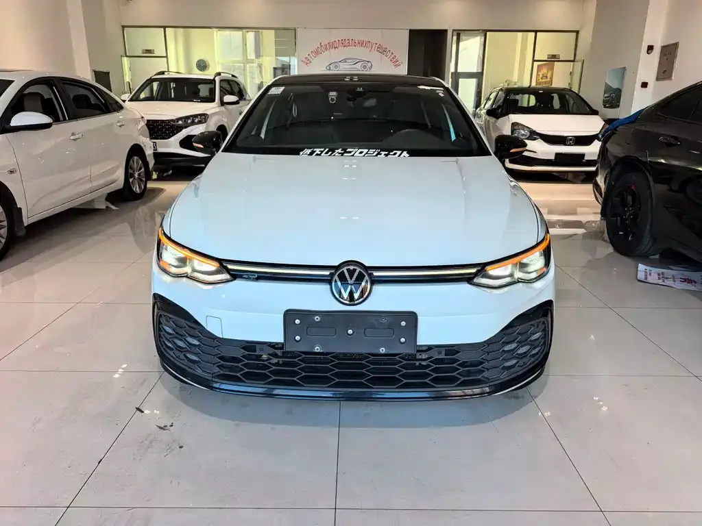 Volkswagen Golf 2021 из CN, фото 3