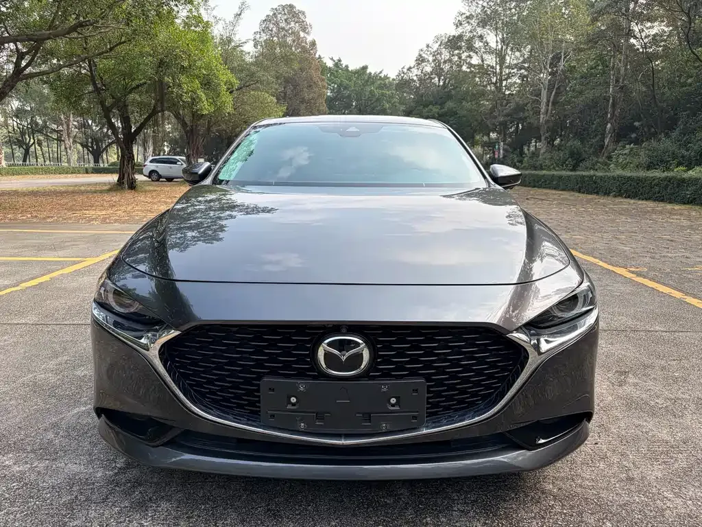 Mazda 3 Axela 2023 из CN, фото 9