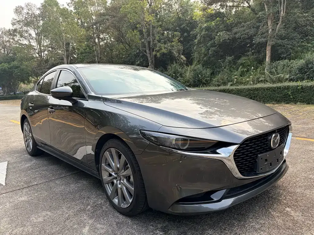 Mazda 3 Axela 2023 из CN, фото 3