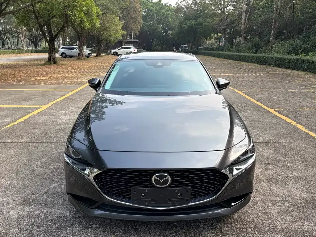 Mazda 3 Axela 2023 из CN, фото 5