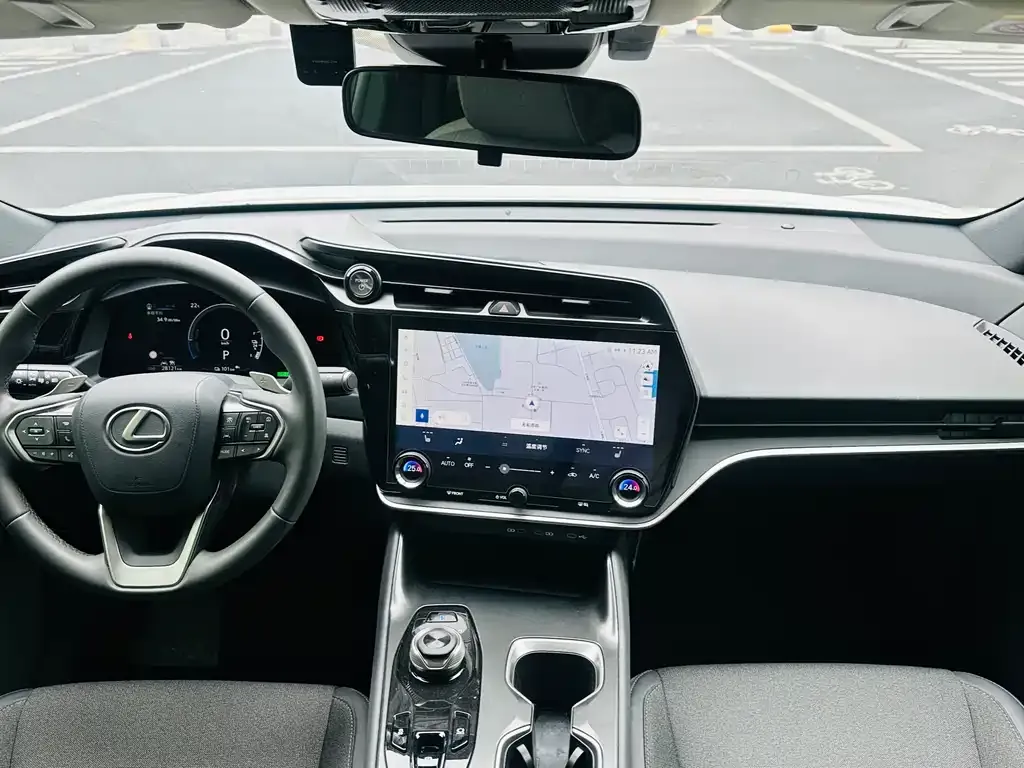 Lexus RZ 2024 из CN, фото 6