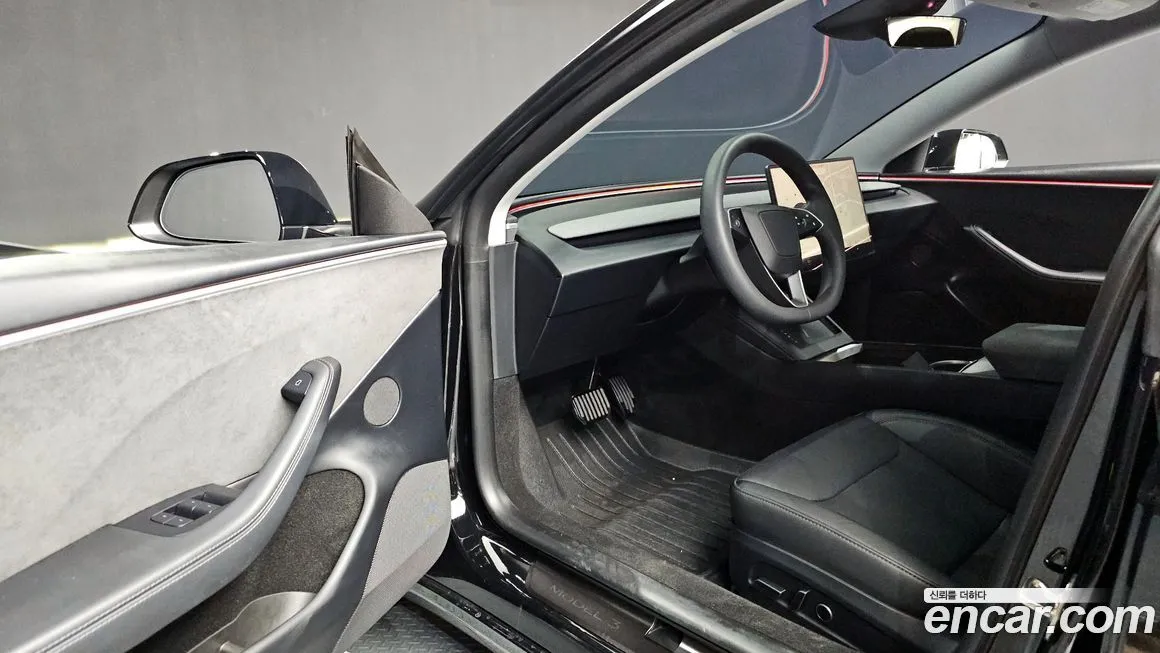 Tesla Model 3 2024 из KR, фото 10
