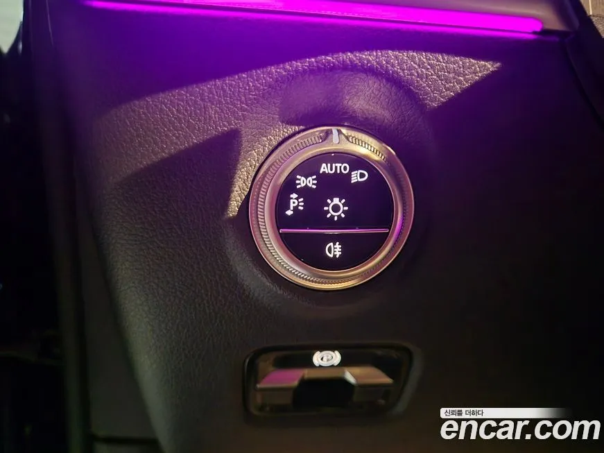 Mercedes-Benz C-Class 2023 из KR, фото 2