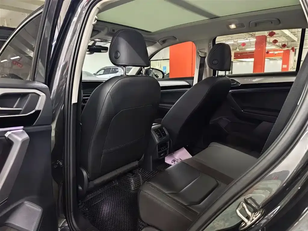 Volkswagen Tayron 2022 из CN, фото 4