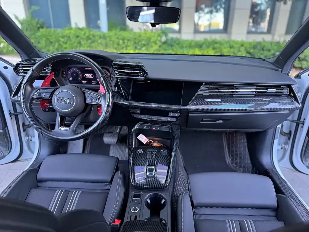 Audi A3 2023 из CN, фото 5