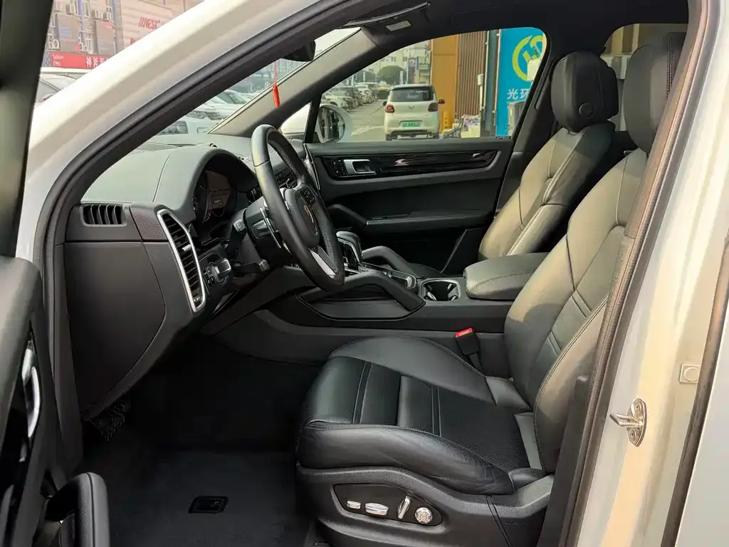Porsche Cayenne 2021 из CN, фото 6