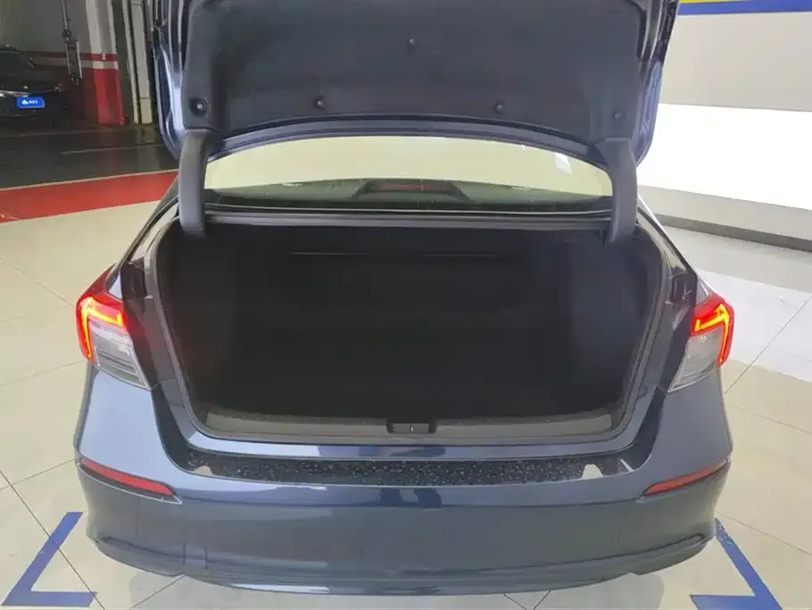 Honda Civic 2022 из CN, фото 4