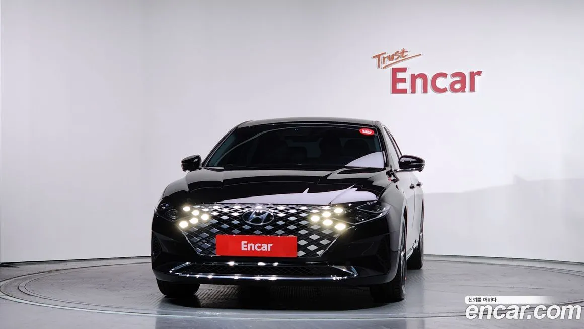 Hyundai Grandeur — фото 3