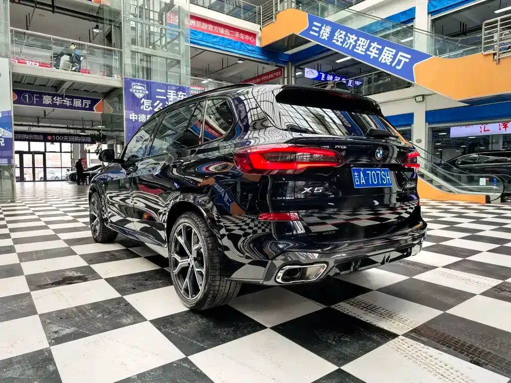 BMW X5 2023 из CN, фото 2