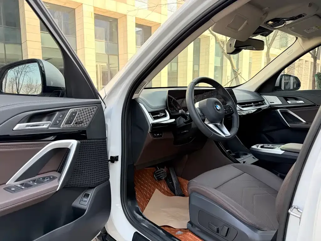 BMW X1 2024 из CN, фото 4