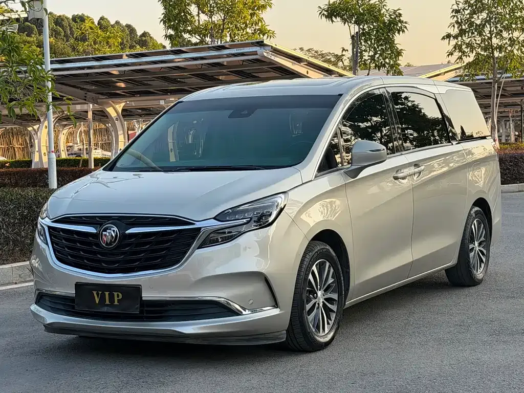 Buick GL8 2021 из CN, фото 1