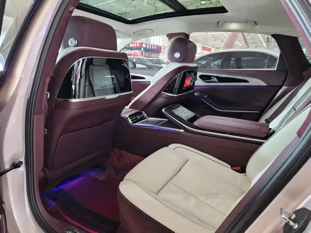 Hongqi H9 2022 из CN, фото 2