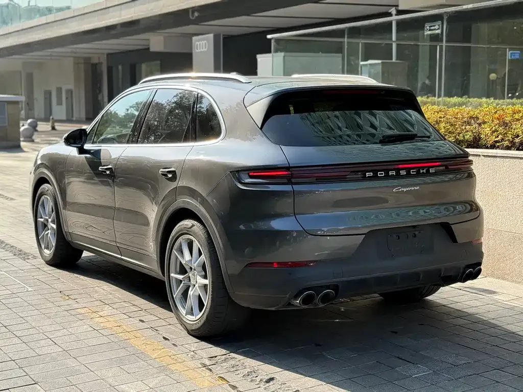 Porsche Cayenne 2024 из CN, фото 7