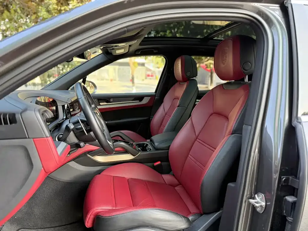 Porsche Cayenne 2024 из CN, фото 5