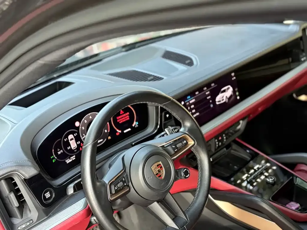 Porsche Cayenne 2024 из CN, фото 6