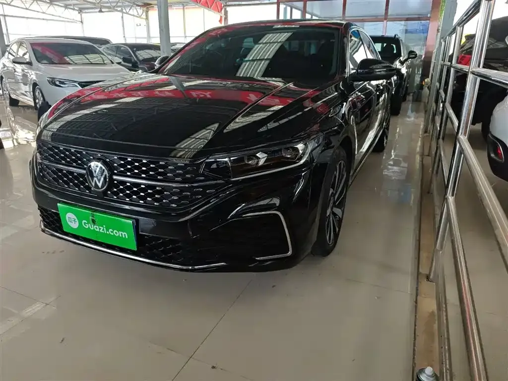 Volkswagen Passat 2023 из CN, фото 1