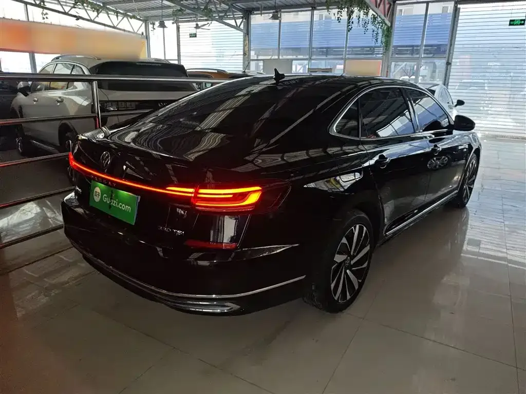 Volkswagen Passat 2023 из CN, фото 7