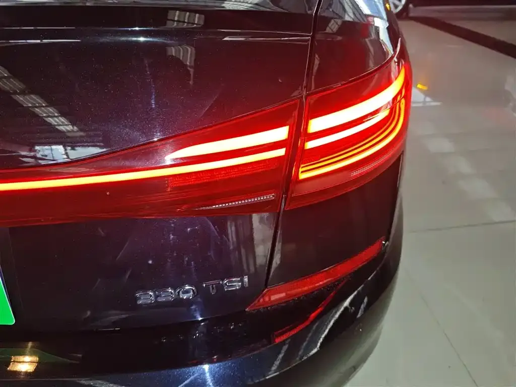 Volkswagen Passat 2023 из CN, фото 8