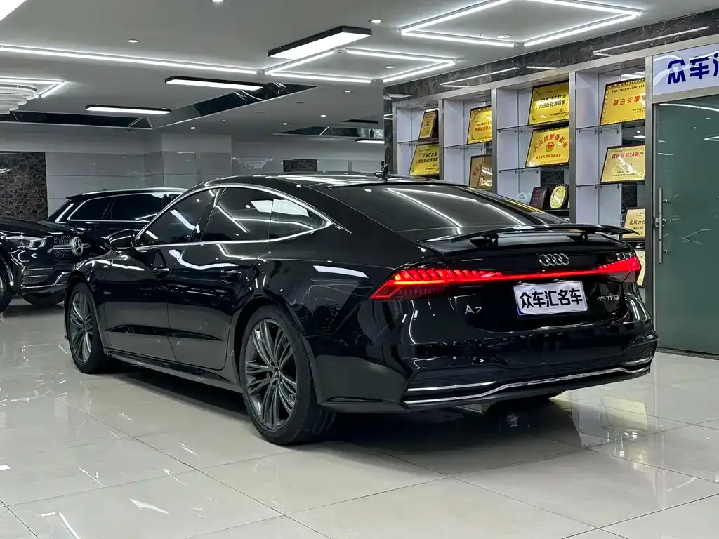 Audi A7 — фото 5