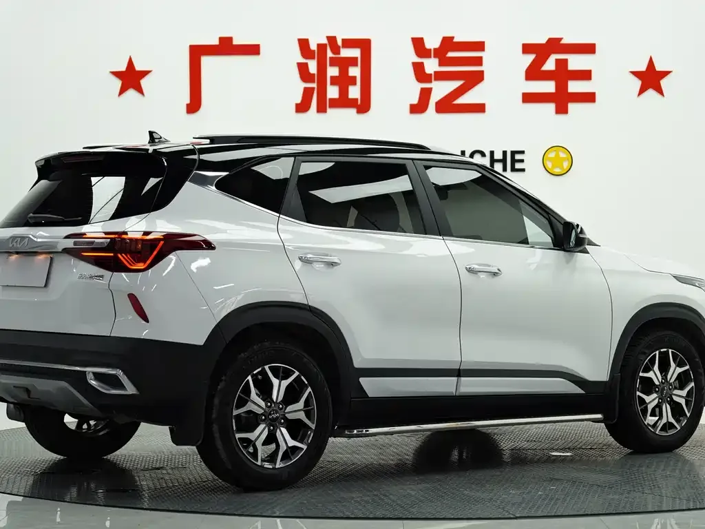Kia KX3 2022 из CN, фото 5