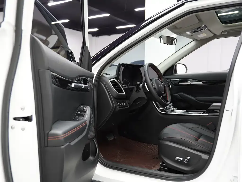 Kia KX3 2022 из CN, фото 9