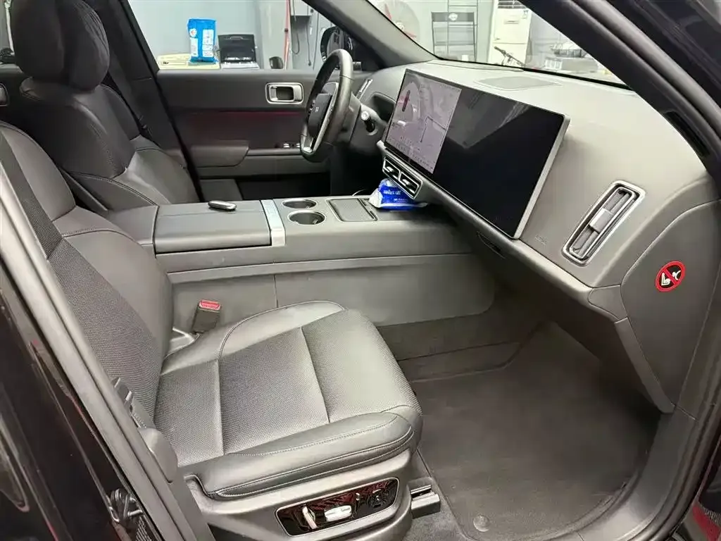 Li Auto L7 2024 из CN, фото 2