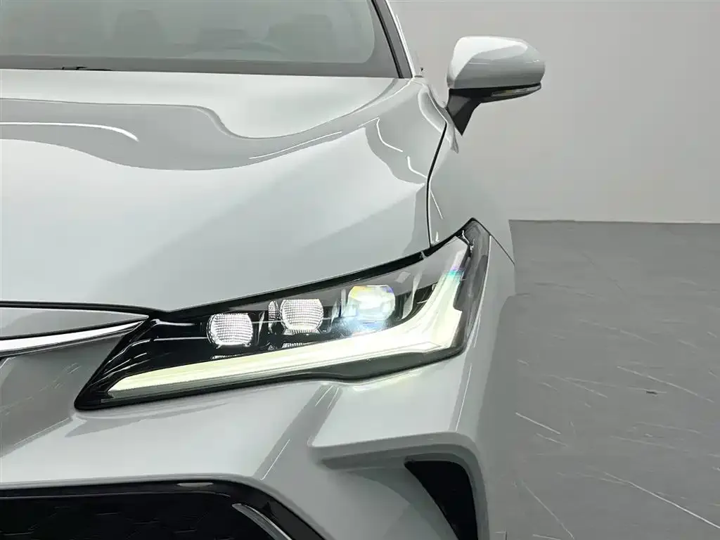Toyota Avalon 2022 из CN, фото 10