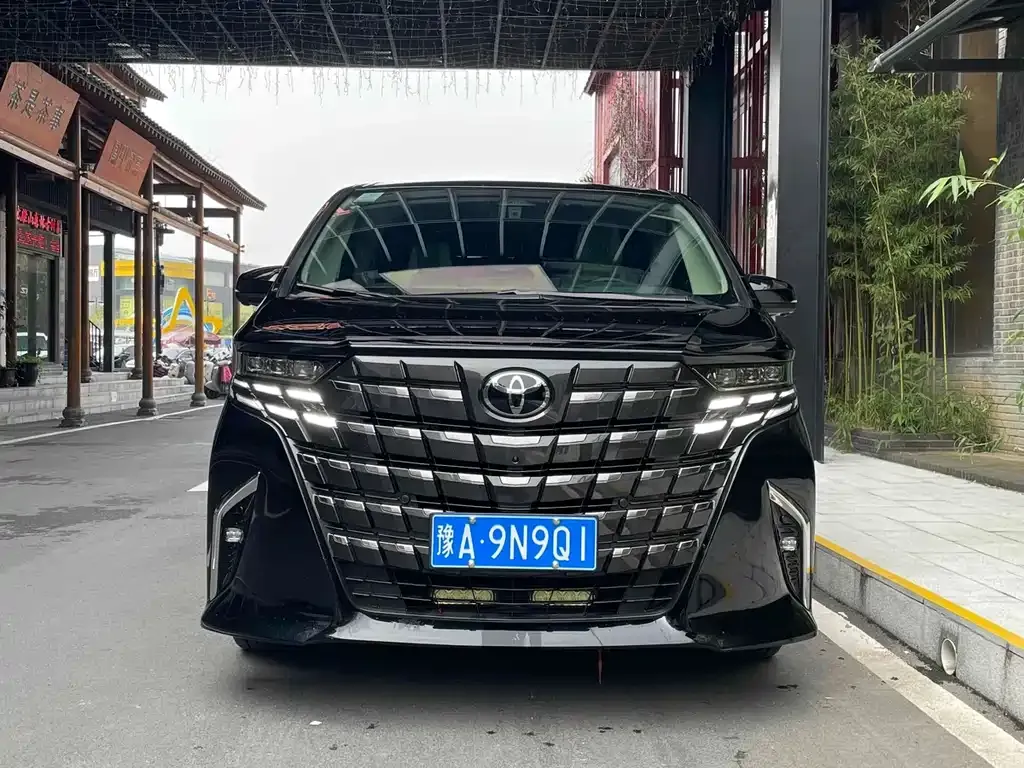 Toyota Alphard 2024 из CN, фото 9