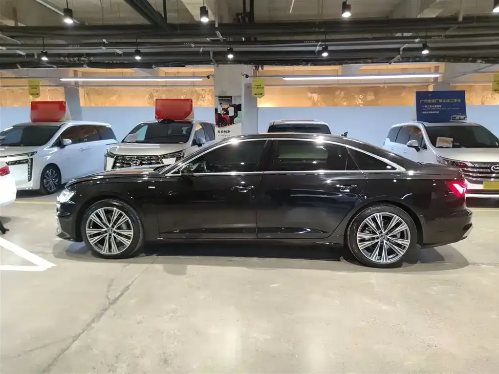 Audi A6L 2024 из CN, фото 5