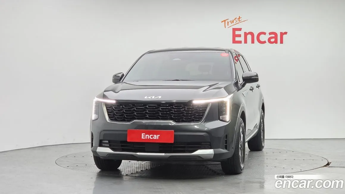 Kia Sorento — фото 6