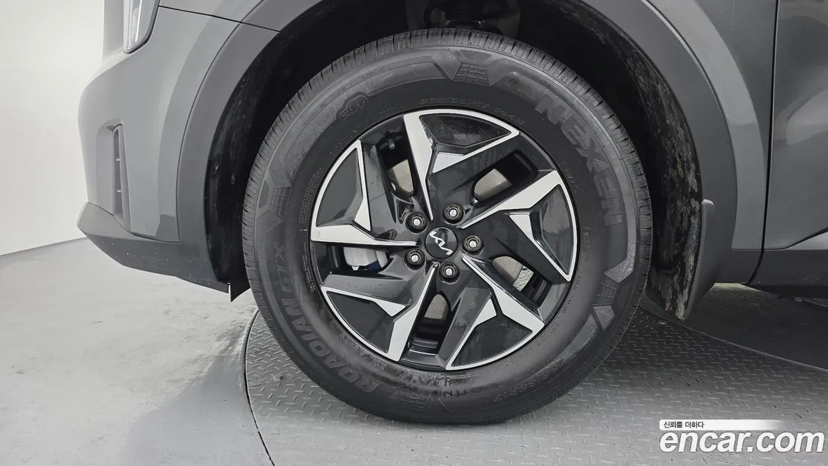 Kia Sorento — фото 9