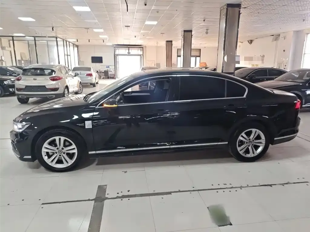 Volkswagen Magotan 2025 из CN, фото 4