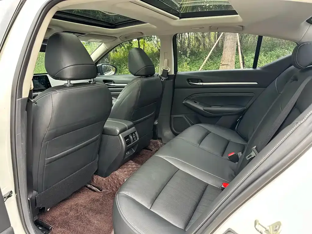 Nissan Teana 2022 из CN, фото 9