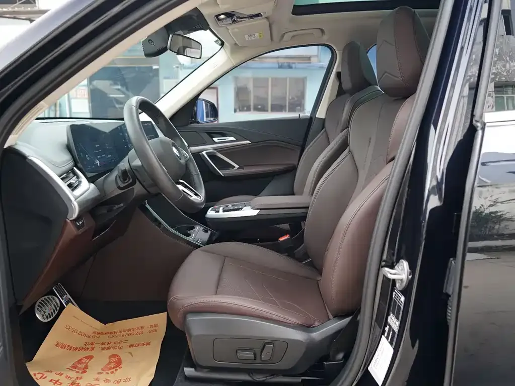 BMW X1 2023 из CN, фото 2