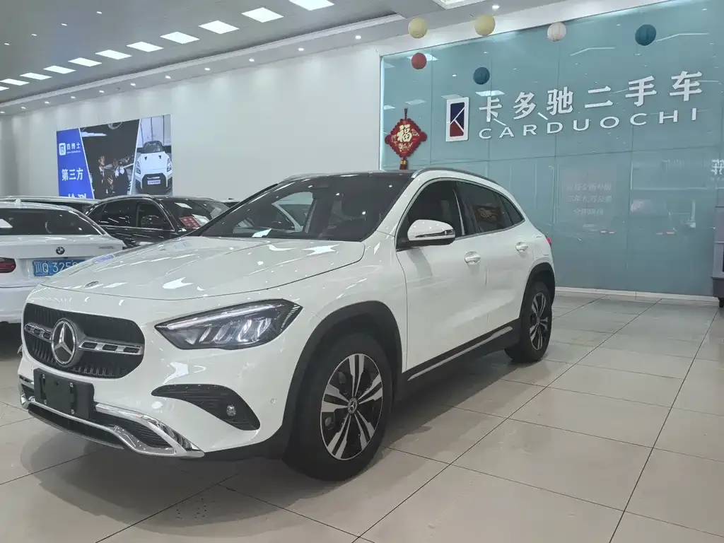 Mercedes-Benz GLA 2023 из CN, фото 1