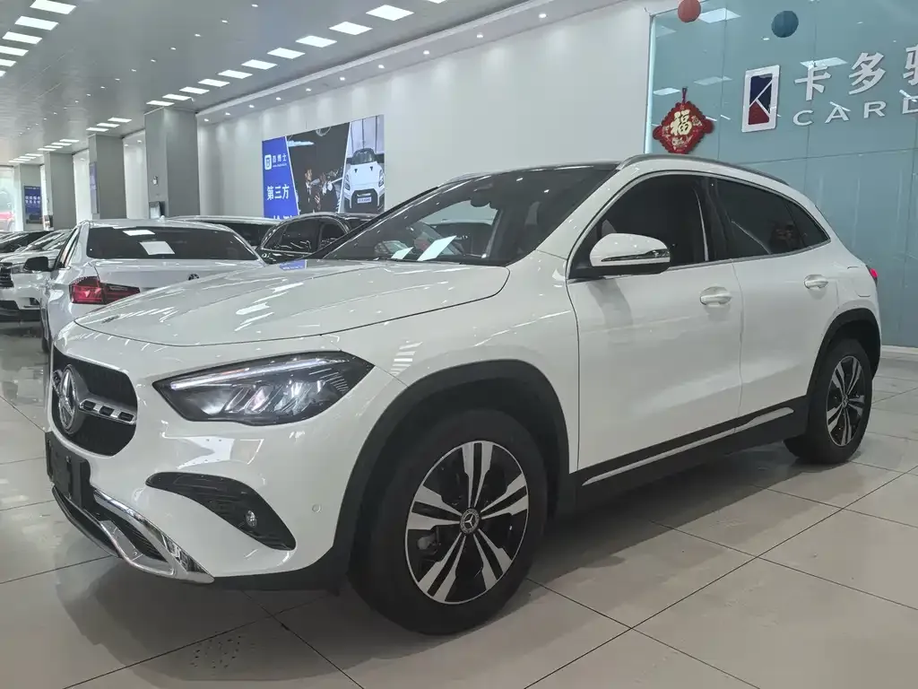 Mercedes-Benz GLA 2023 из CN, фото 4