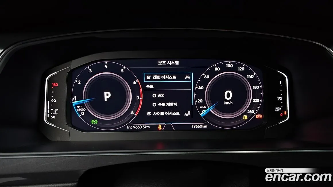 Volkswagen Tiguan — фото 10
