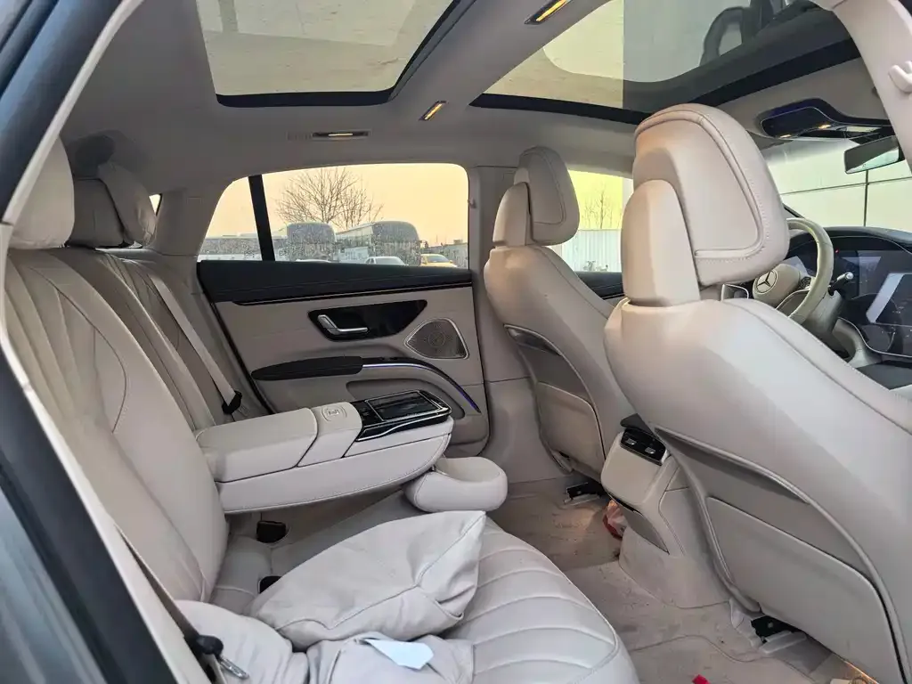 Mercedes-Benz EQS 2024 из CN, фото 3