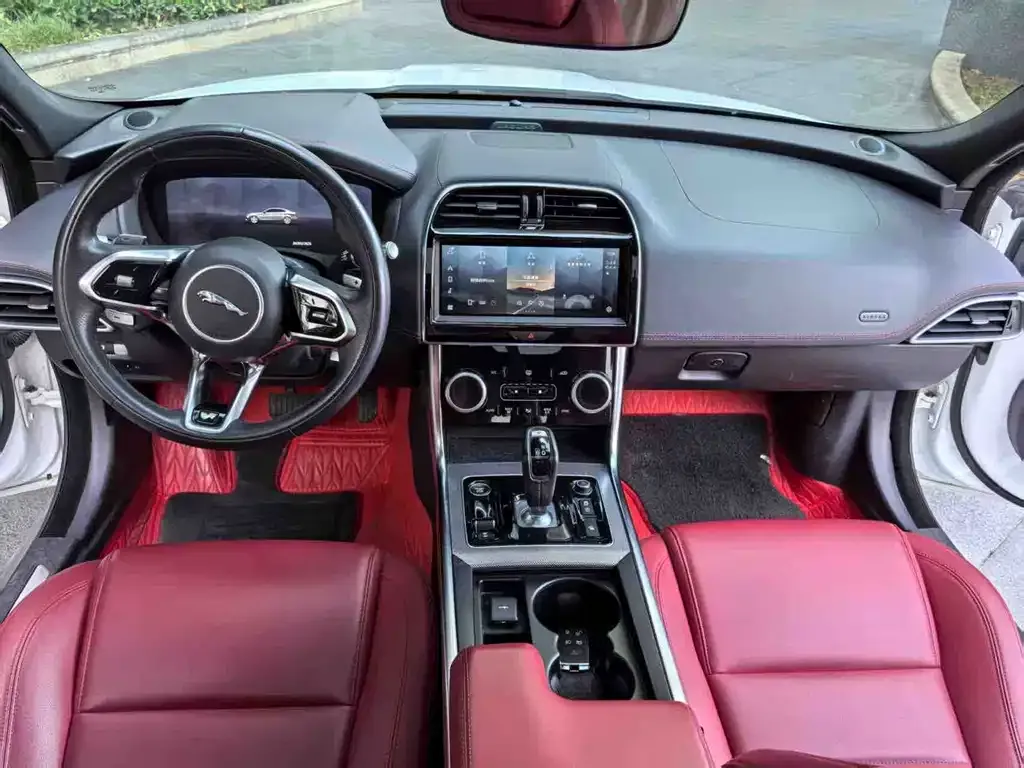 Jaguar XEL 2023 из CN, фото 5